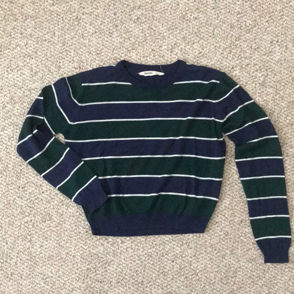 Light weigh sweater.